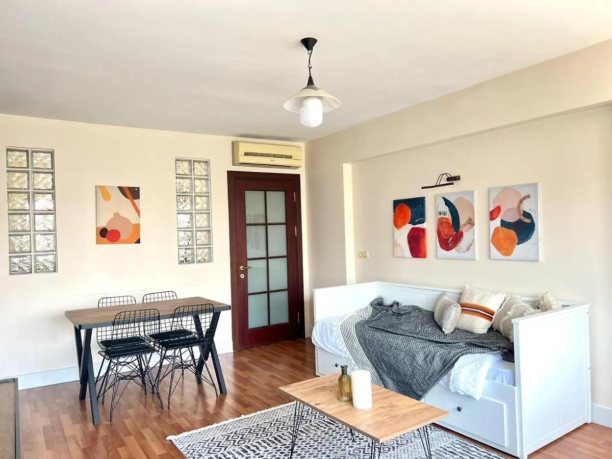 Wonder Homes - Cozy Flat In Tesvikiye-Nisantasi, 2Br, 9 Ppl location