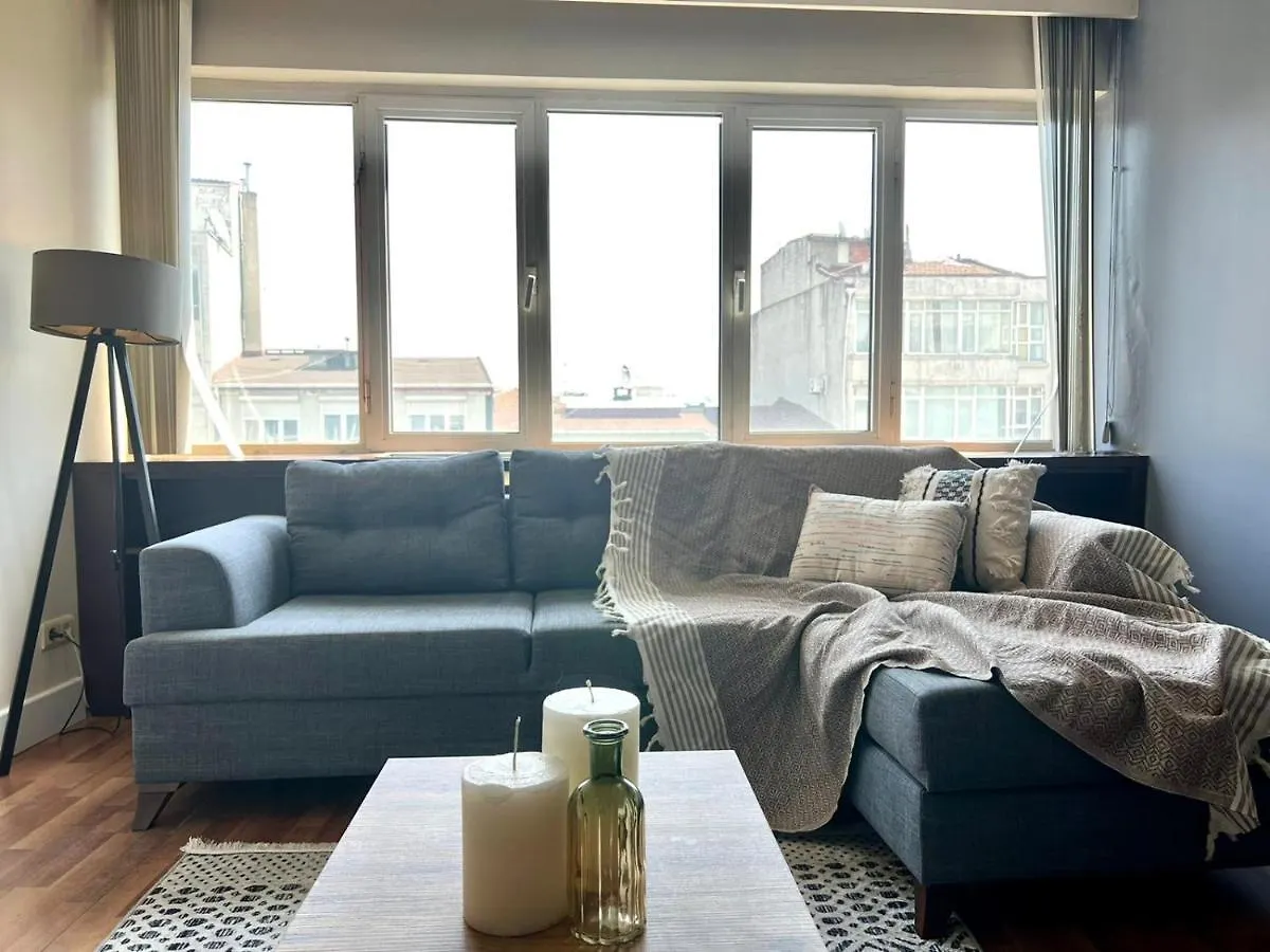 Wonder Homes - Cozy Flat In Tesvikiye-Nisantasi, 2Br, 9 Ppl Istanbul 0*,